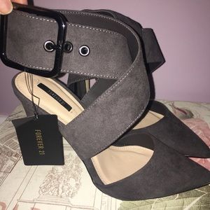 New Forever 21 Heels Size 8